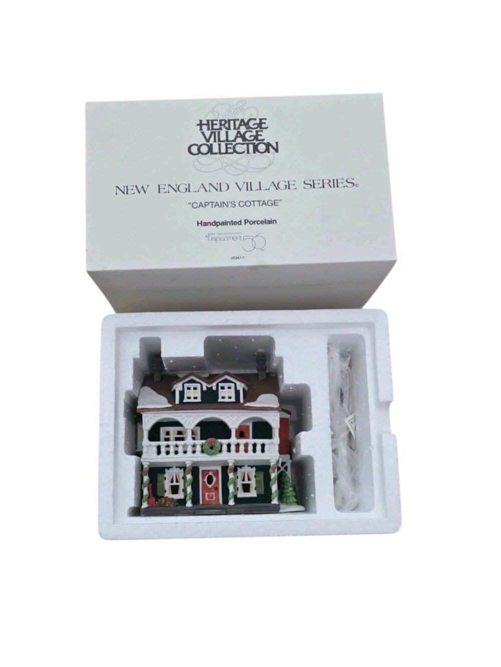 Dept 56 Heritage Village Collection Captain's Cottage New England Village Series
